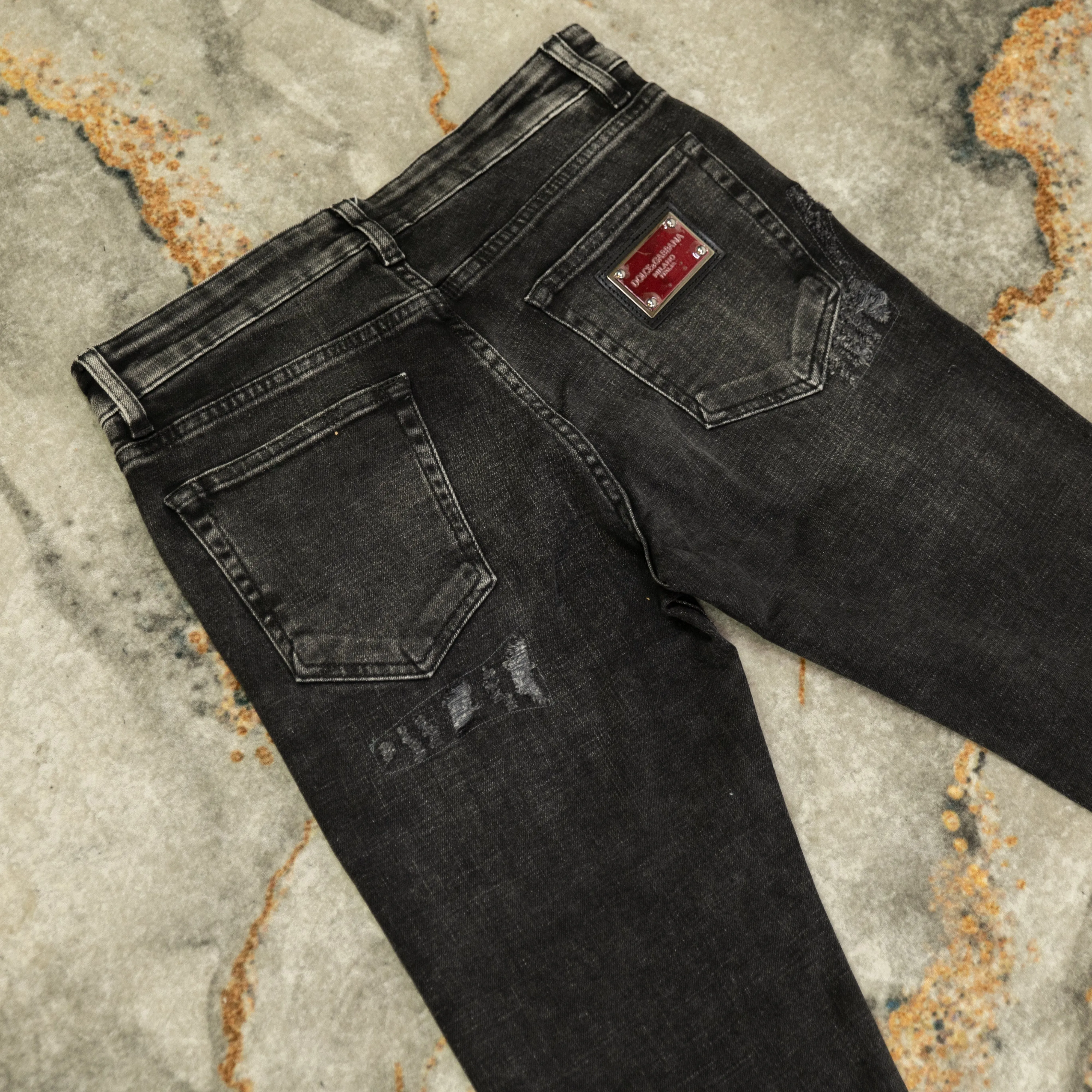 Red Plaque Slim Fit Jeans - Black