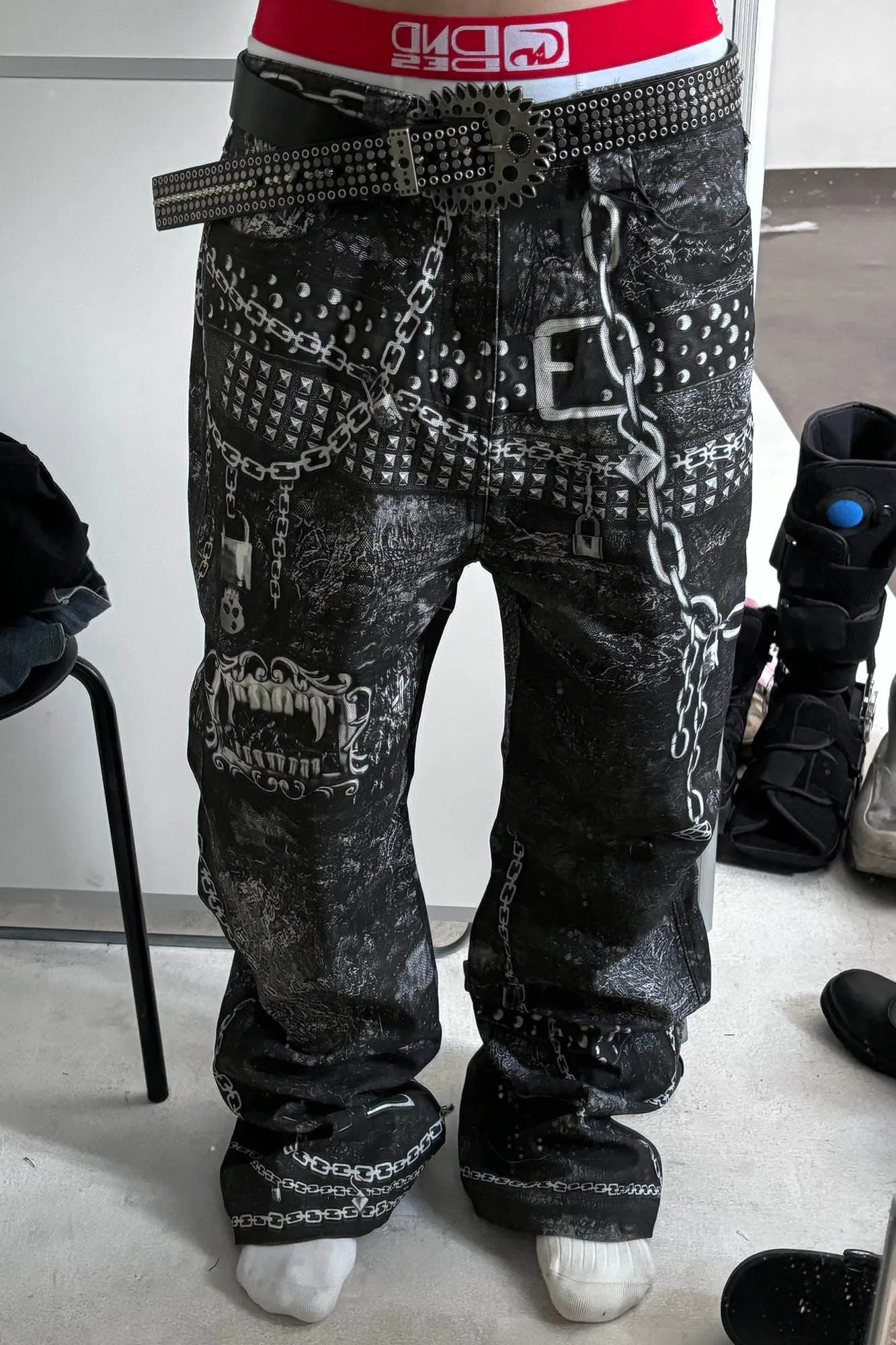 Skull Chain Jeans