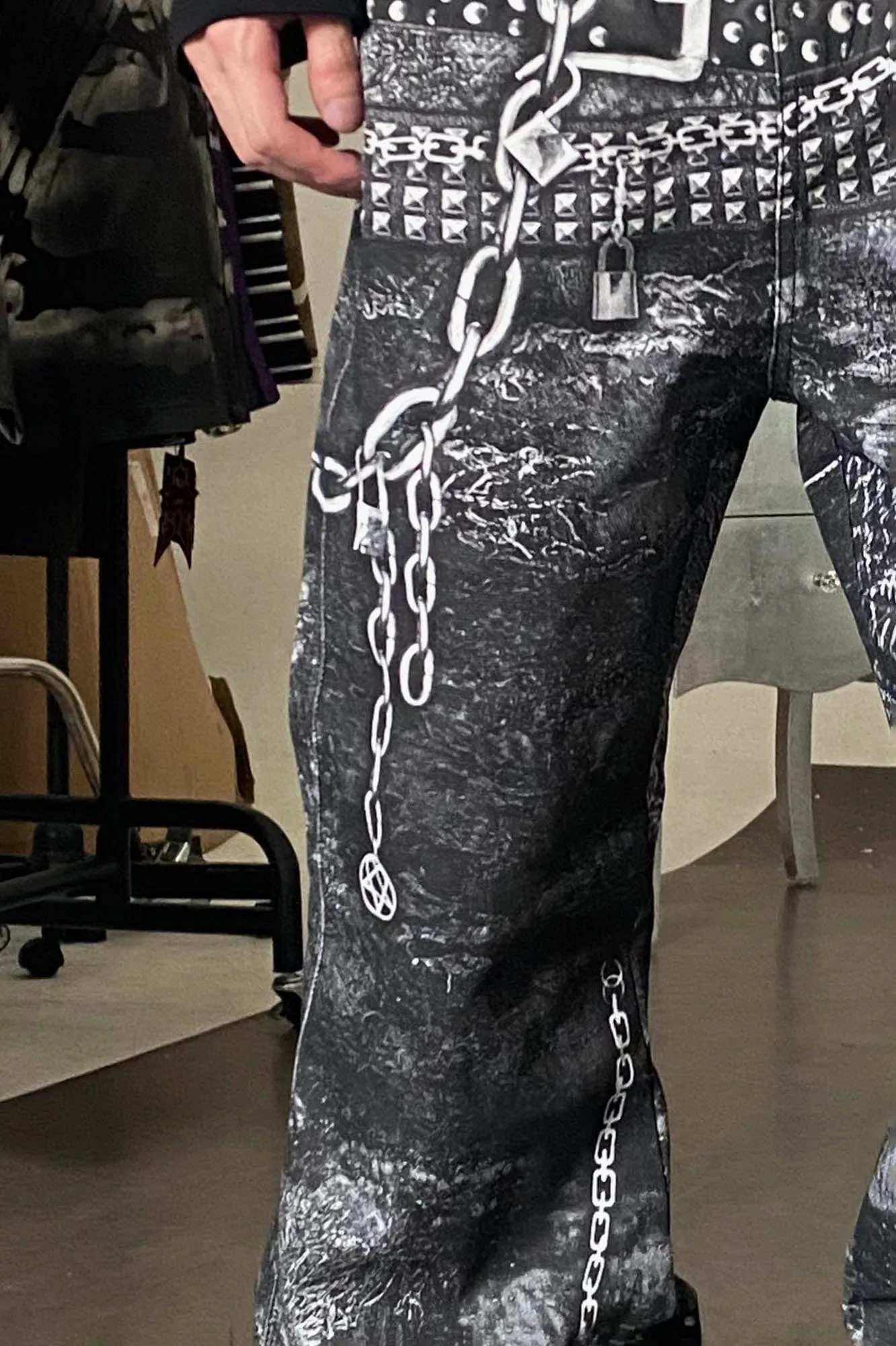 Skull Chain Jeans