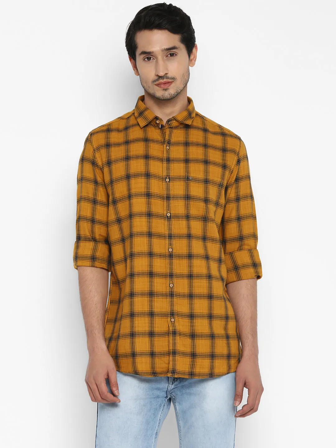 Turtle Men Cotton Blend Yellow Slim Fit Checkered Shirts